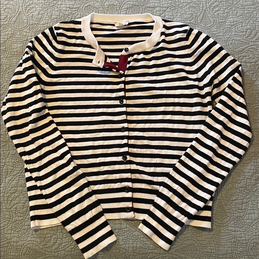 Hem and Thread Striped Black and White Cardigan